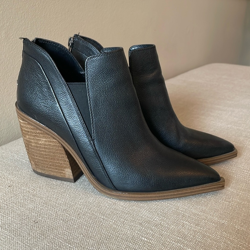 Vince Camino Black Booties Sz 7.5